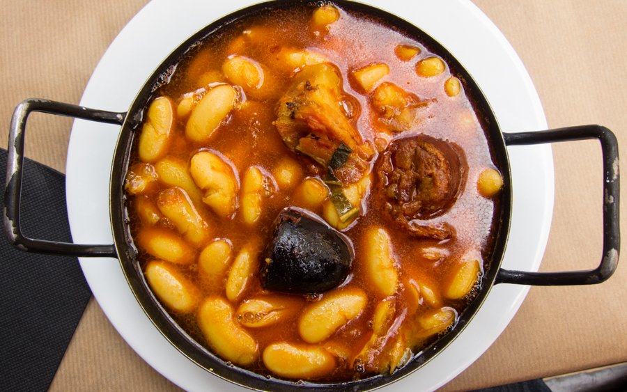 Fabada: beans with chorizo