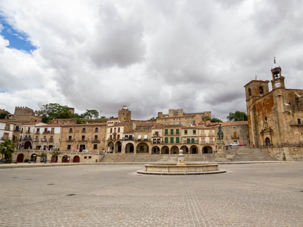 Panoramic view of Trujillo's Plaza Mayor